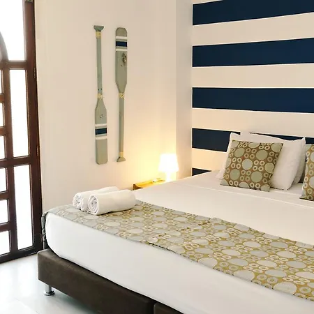 Hotel Nautilus Plaza 4*