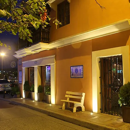 Hotel Nautilus Plaza 4*
