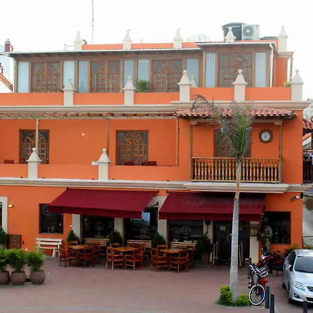 Nautilus Plaza 4* Cartagena