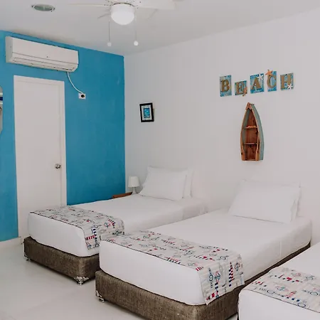Nautilus Plaza Hotel 4*