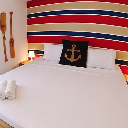 Nautilus Plaza Hotel Hotel 4*